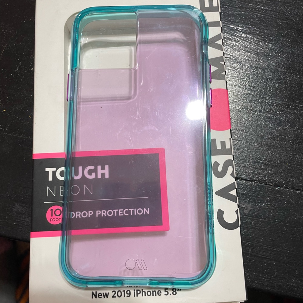 Case mate neon blue case